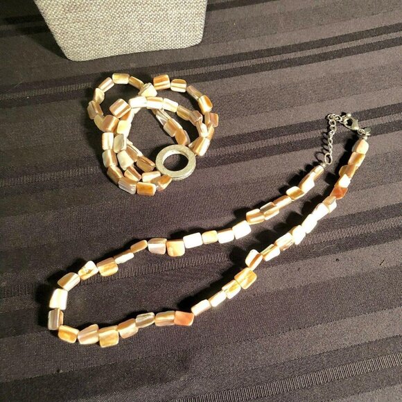 Abalone 18 inch Necklace and 9 inch Bracelet Silvertone Jewelry Set - Picture 6 of 6